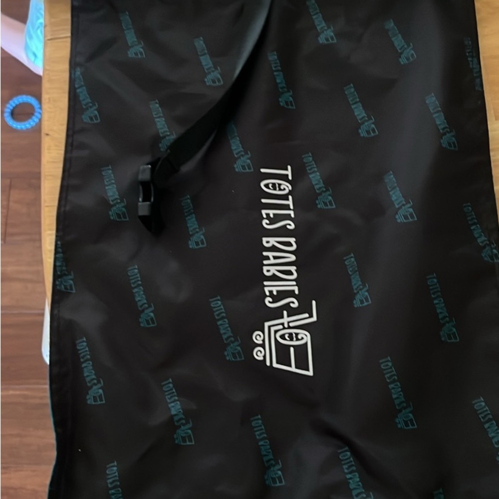 Totes Black and Teal Kids Accessory